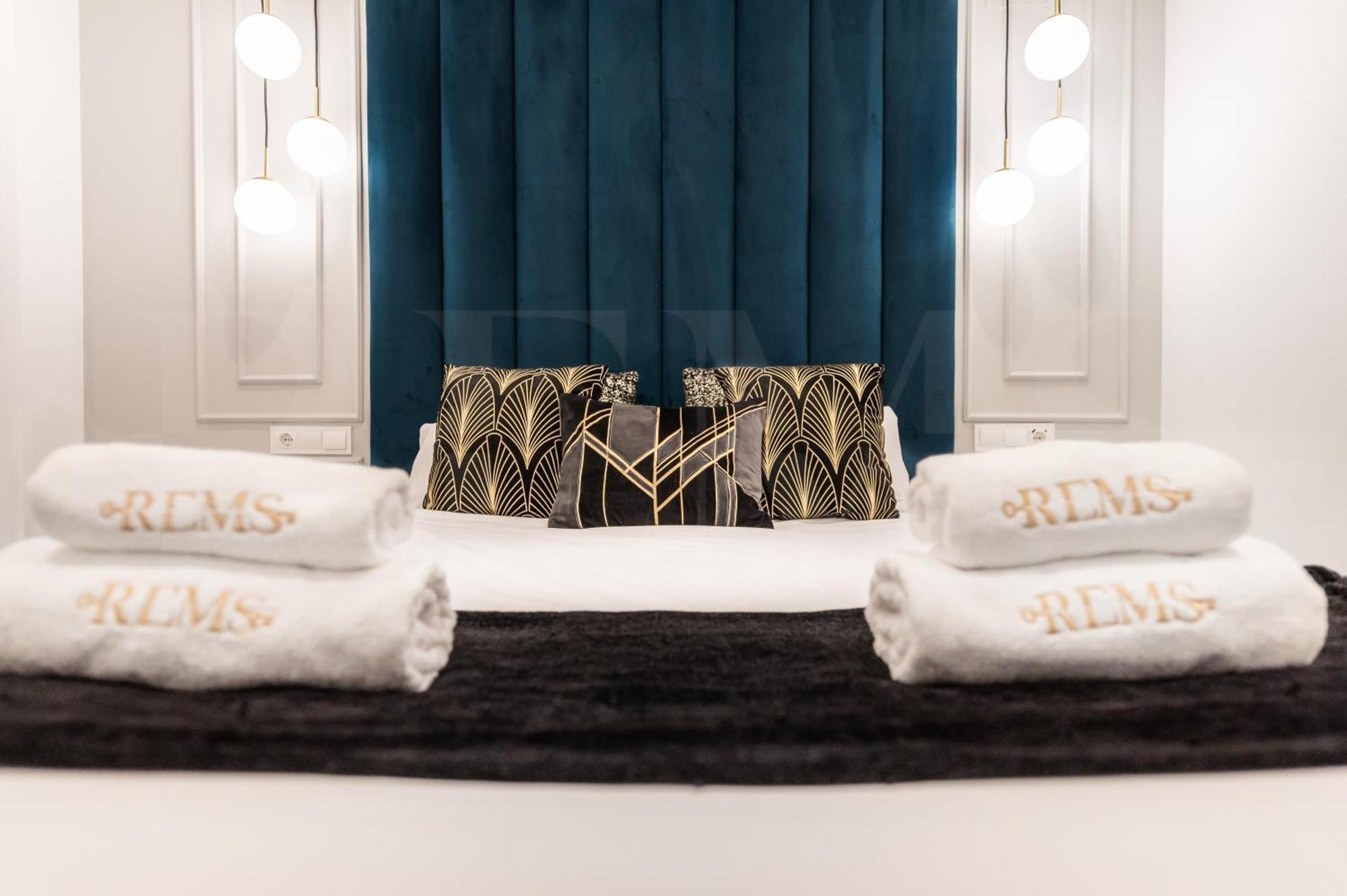Glamorous Flat In The Heart Of Malaga By Rems Kültér fotó